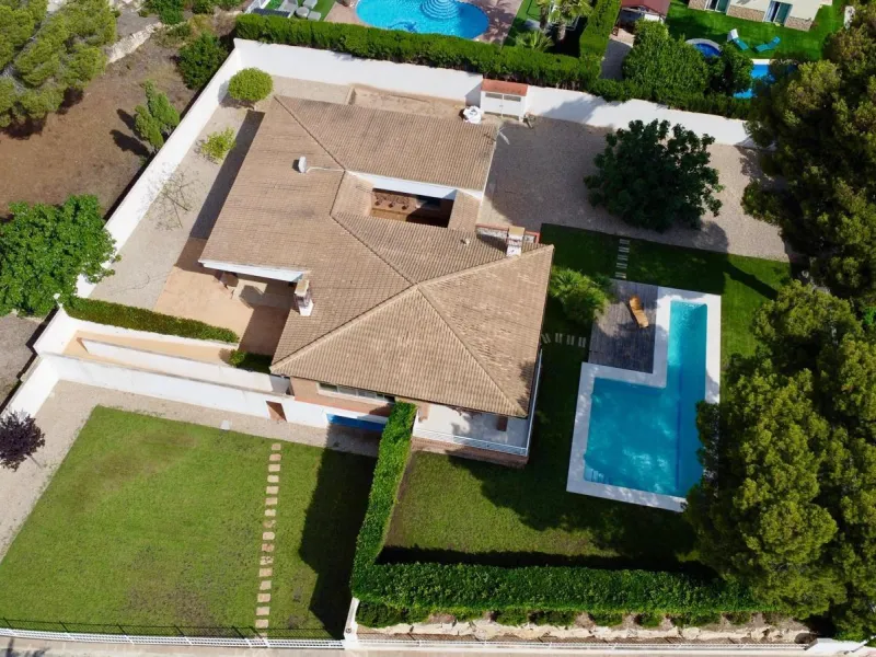 **EXCLUSIVE VILLA IN COBLANCA URBANISATION · BENIDORM 🌴🏡**