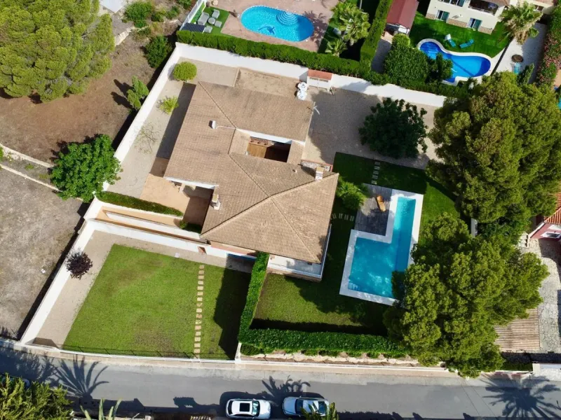 **EXCLUSIVE VILLA IN COBLANCA URBANISATION · BENIDORM 🌴🏡**