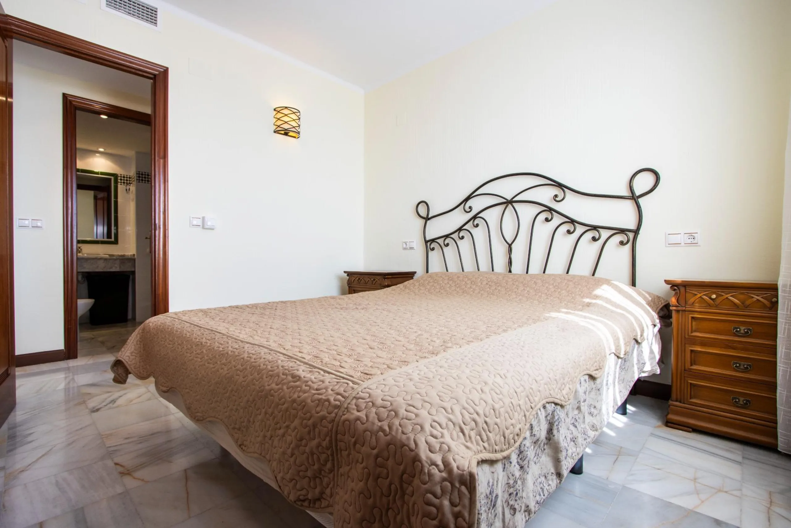 Espectacular apartamento en Atalayas con vistas directas al mar !