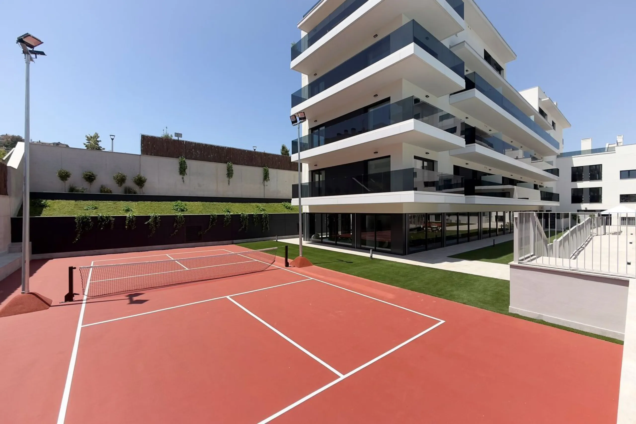 New-build homes with terraces, pool and communal areas in Sant Boi de Llobregat, Barcelona
