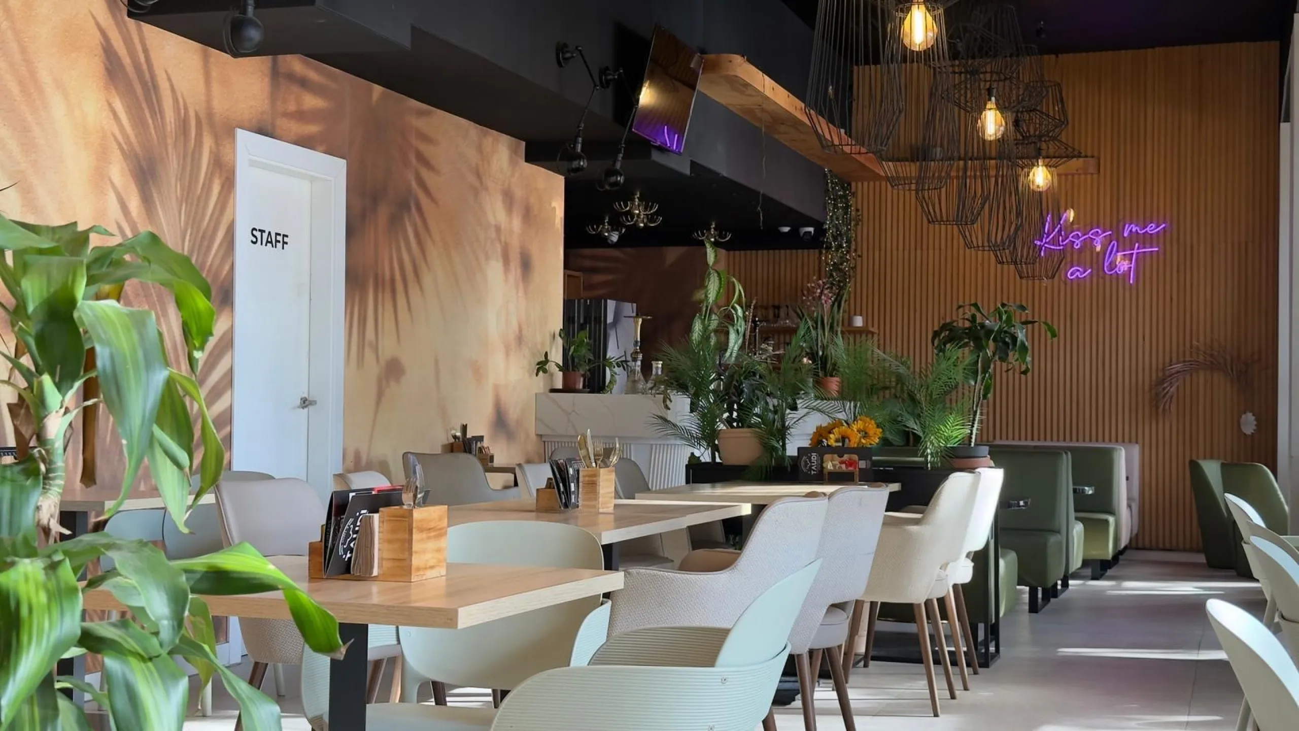 RESTAURANT WITH OWN PREMISES IN BENIDORM