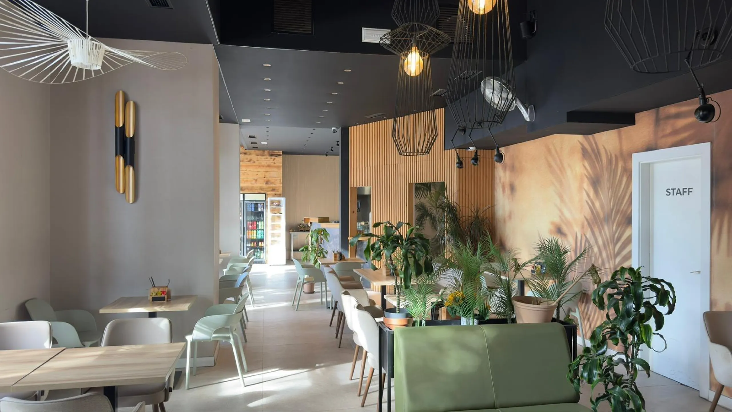 RESTAURANT WITH OWN PREMISES IN BENIDORM