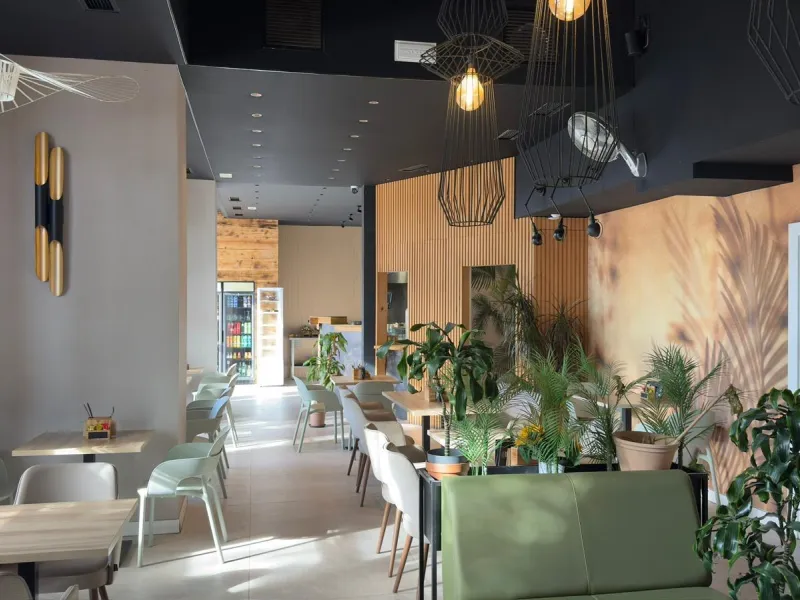 RESTAURANT WITH OWN PREMISES IN BENIDORM