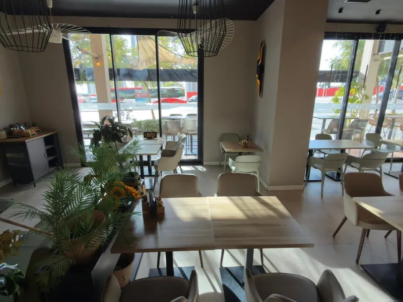 RESTAURANT WITH OWN PREMISES IN BENIDORM
