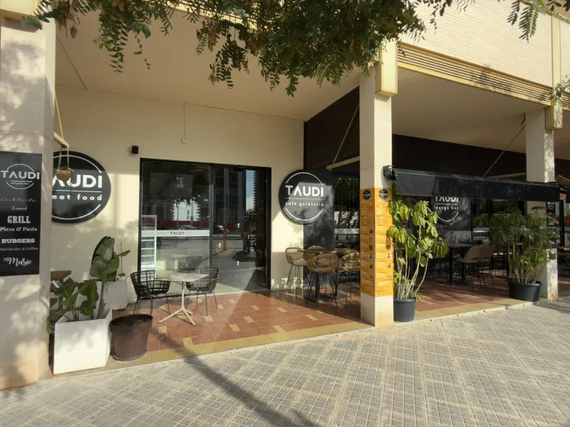 RESTAURANT WITH OWN PREMISES IN BENIDORM