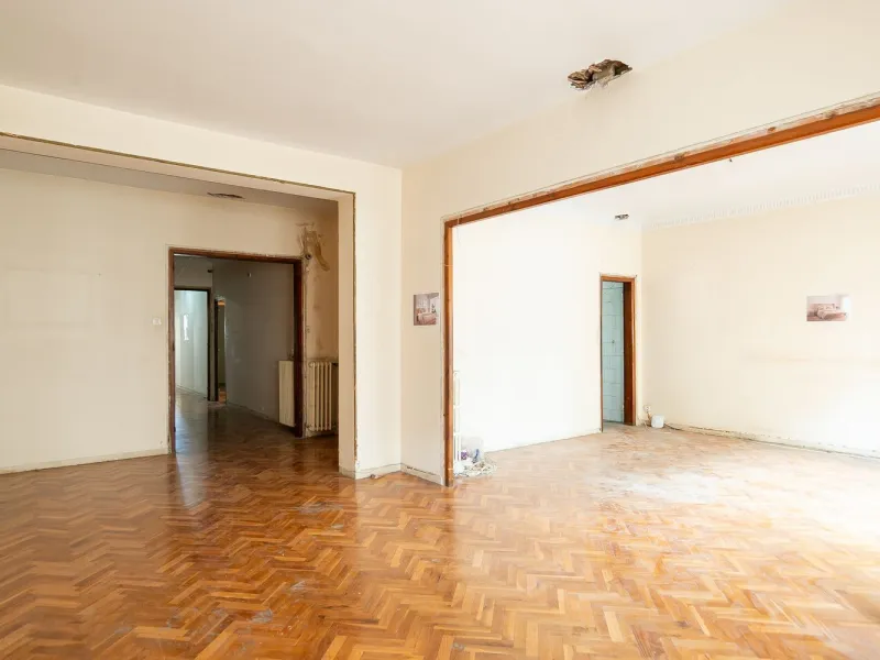 Elegante propiedad en finca clásica para reforma integral en Sant Gervasi – Galvany, Barcelona