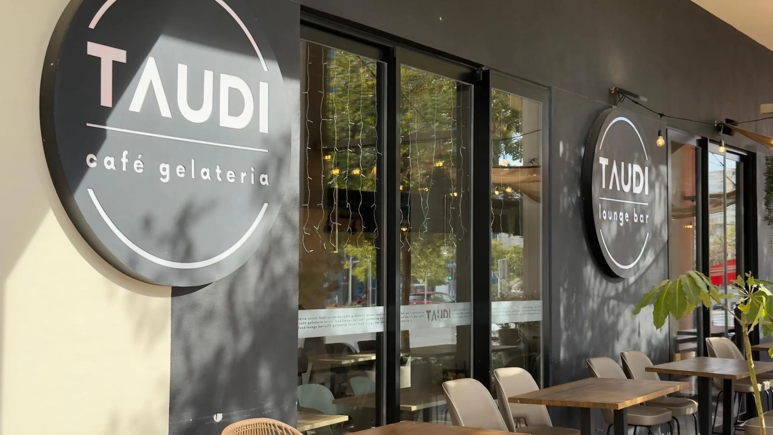 RESTAURANT WITH OWN PREMISES IN BENIDORM