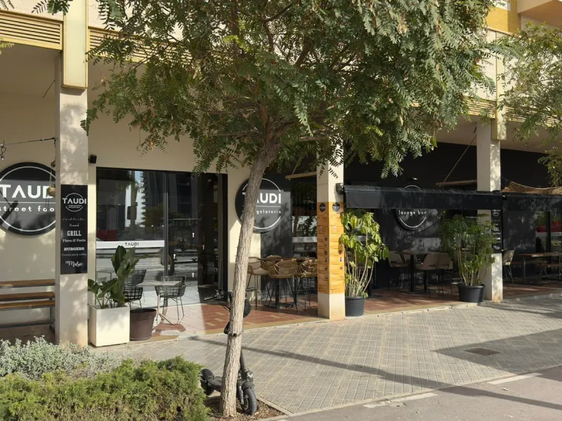 RESTAURANT WITH OWN PREMISES IN BENIDORM