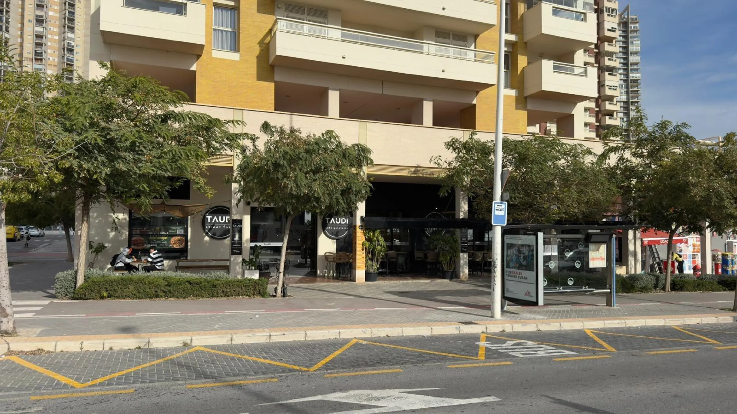 RESTAURANT WITH OWN PREMISES IN BENIDORM