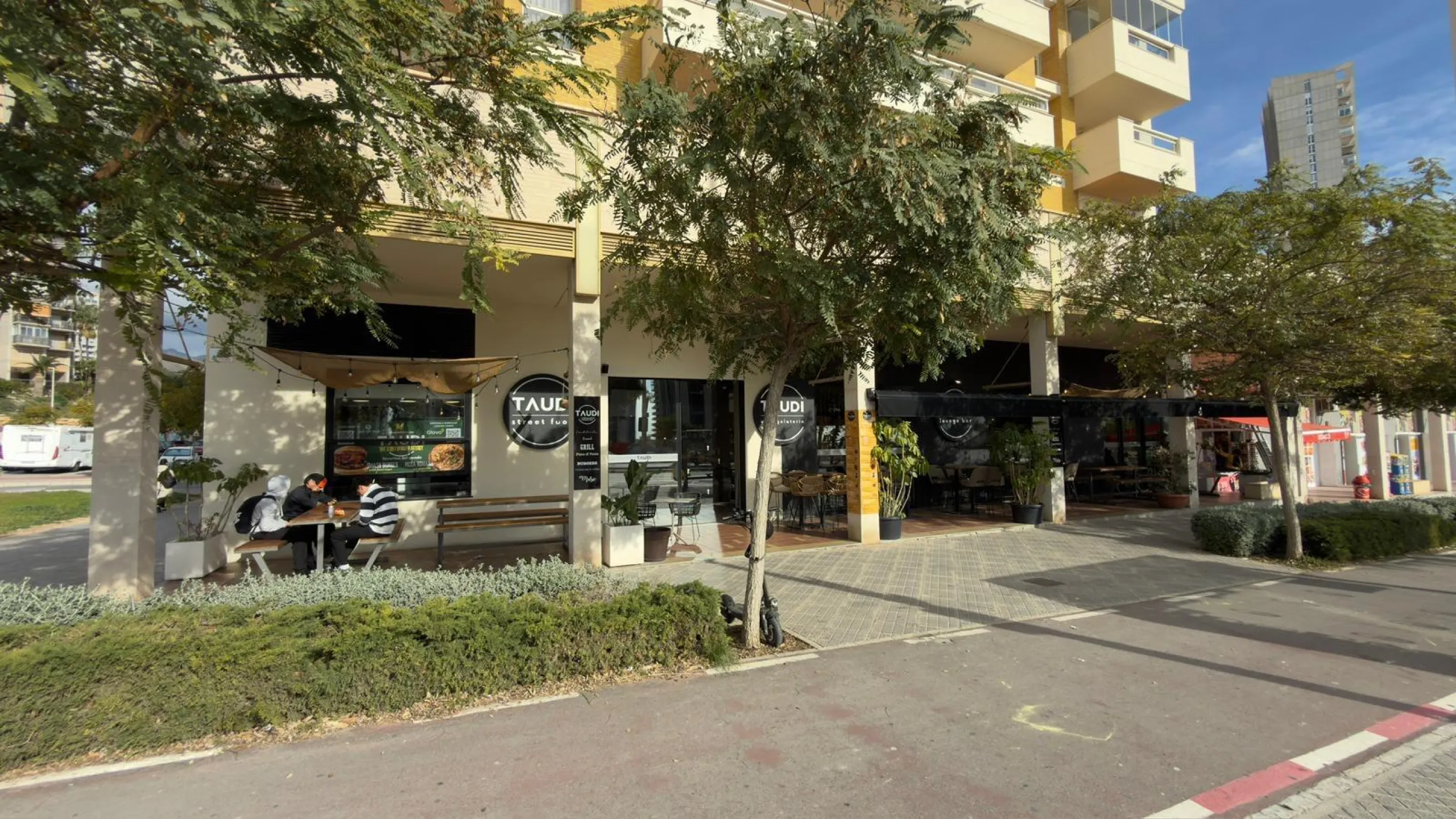 RESTAURANT WITH OWN PREMISES IN BENIDORM