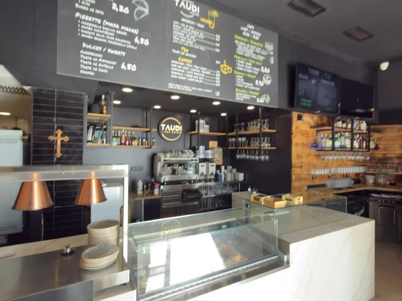 RESTAURANT WITH OWN PREMISES IN BENIDORM