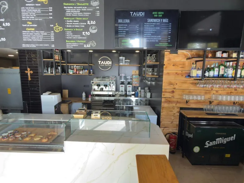 RESTAURANT WITH OWN PREMISES IN BENIDORM