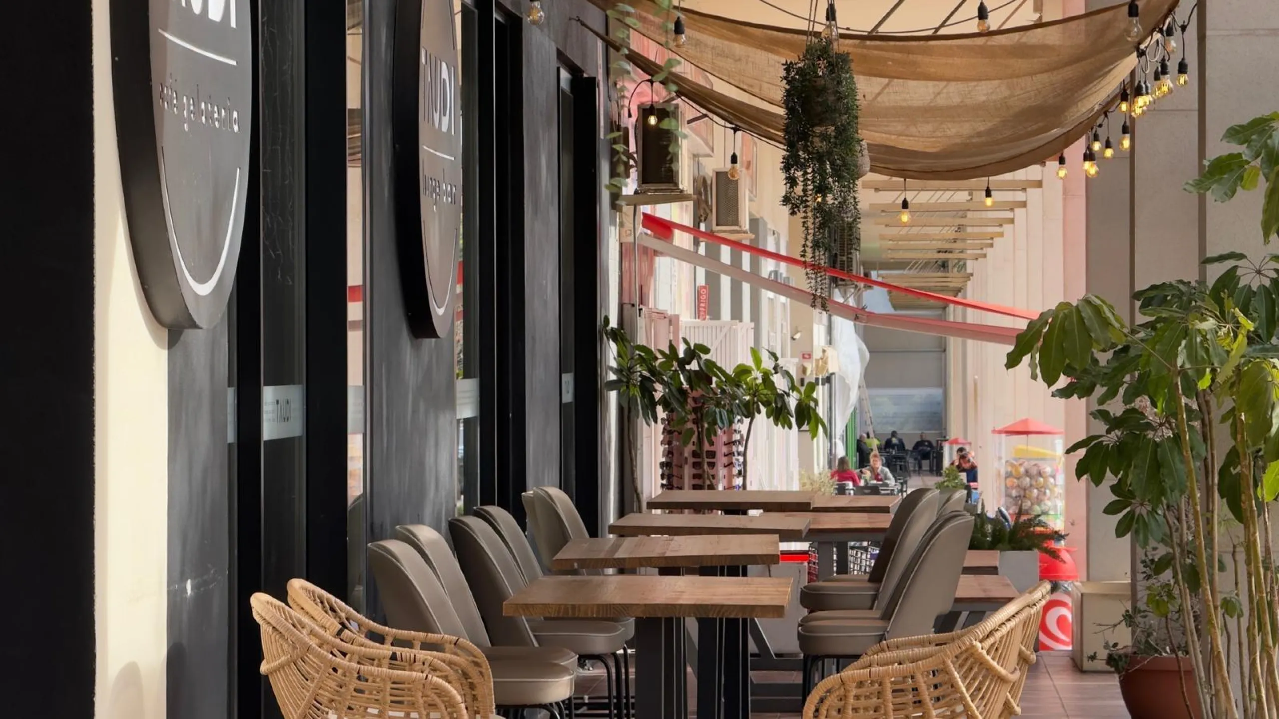 RESTAURANT WITH OWN PREMISES IN BENIDORM