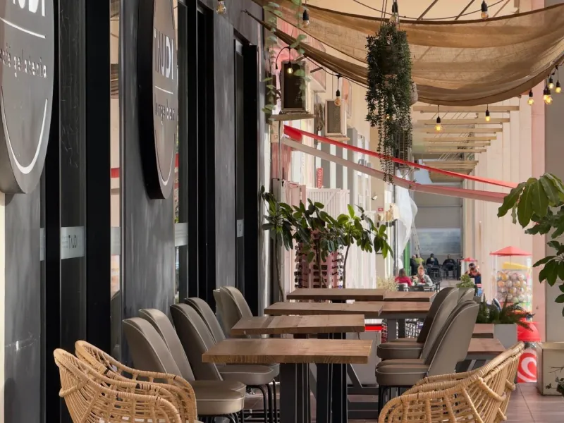 RESTAURANT WITH OWN PREMISES IN BENIDORM