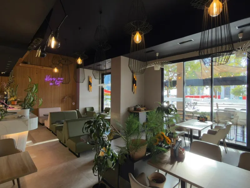 RESTAURANT WITH OWN PREMISES IN BENIDORM