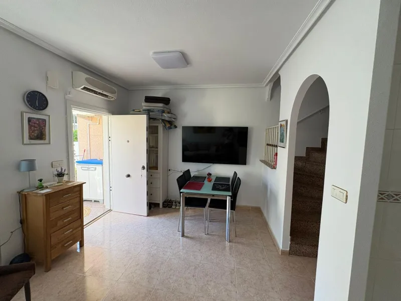 Charming Townhouse in Villamartín-Las Filipinas, Orihuela Costa