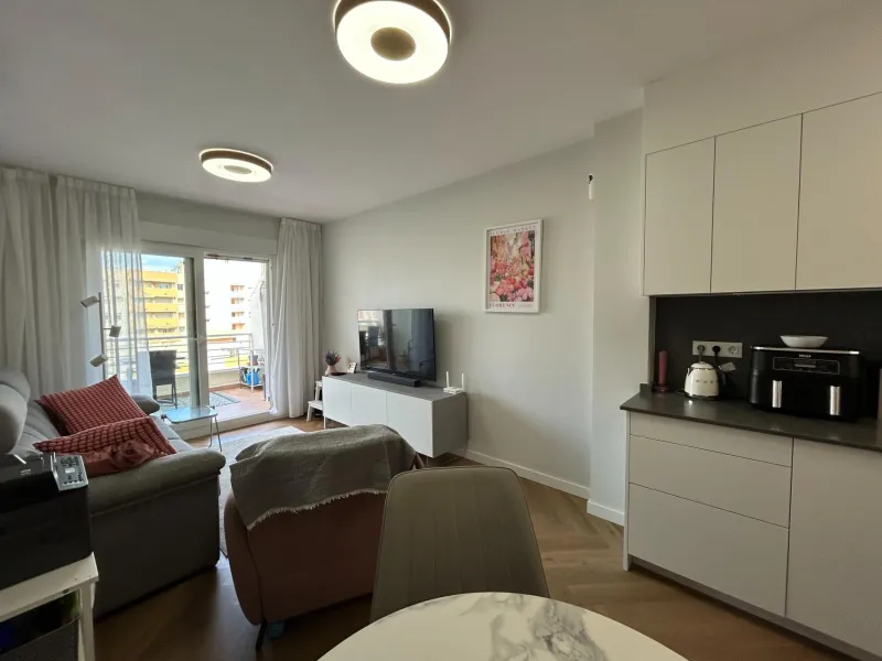 Ático reformado con trastero incluido– listo para entrar a vivir 🏡✨