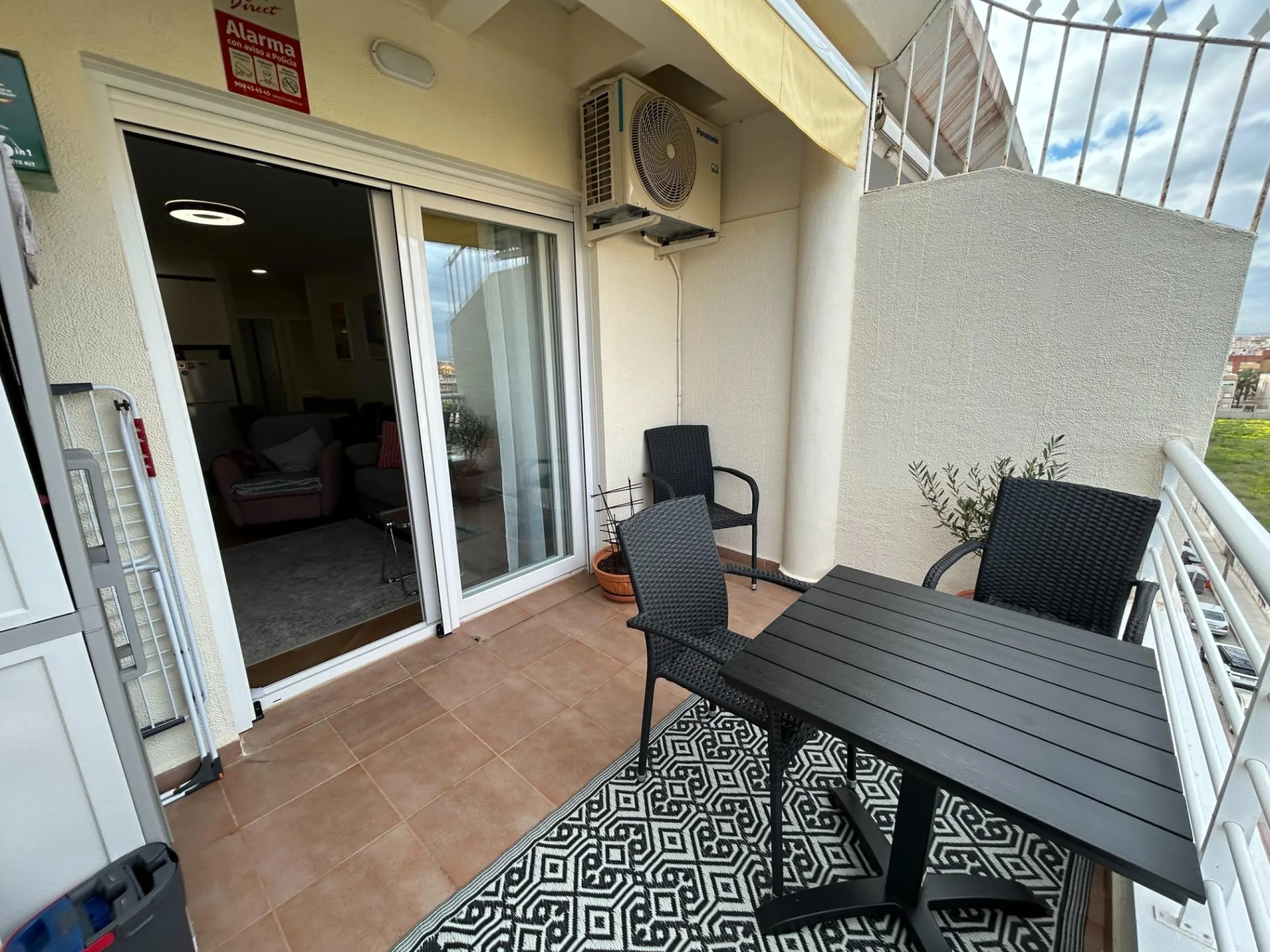Ático reformado con trastero incluido– listo para entrar a vivir 🏡✨