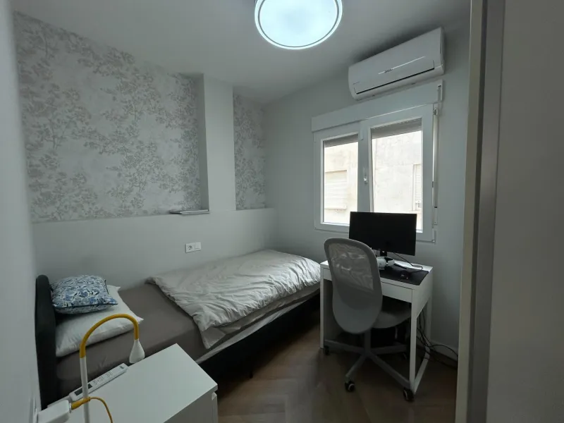 Ático reformado con trastero incluido– listo para entrar a vivir 🏡✨