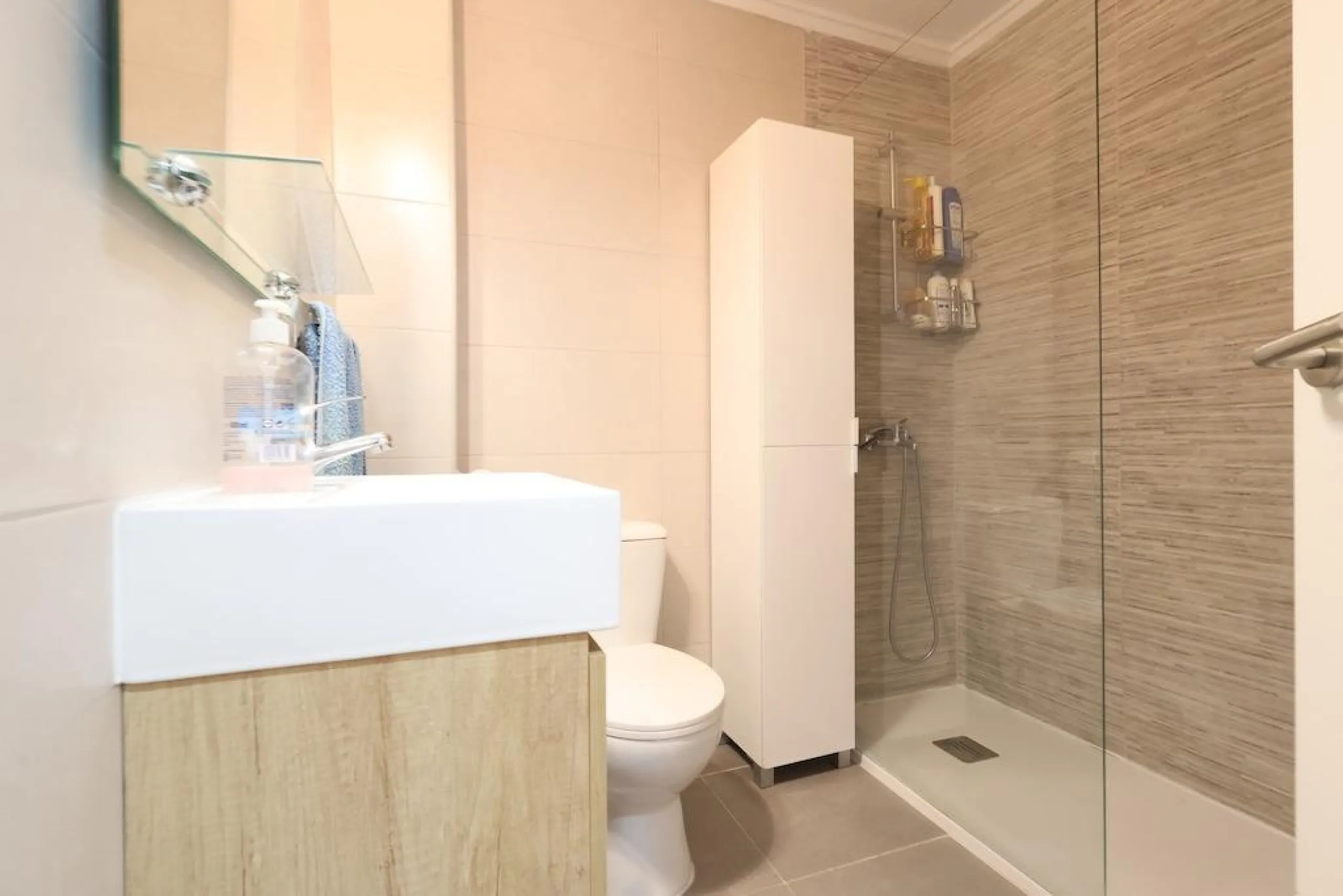 APARTAMENTO CON VISTAS AL MAR EN ORIHUELA COSTA. 1 DORM. 1 BAÑO. SUPERFICIE DE 53 M2.