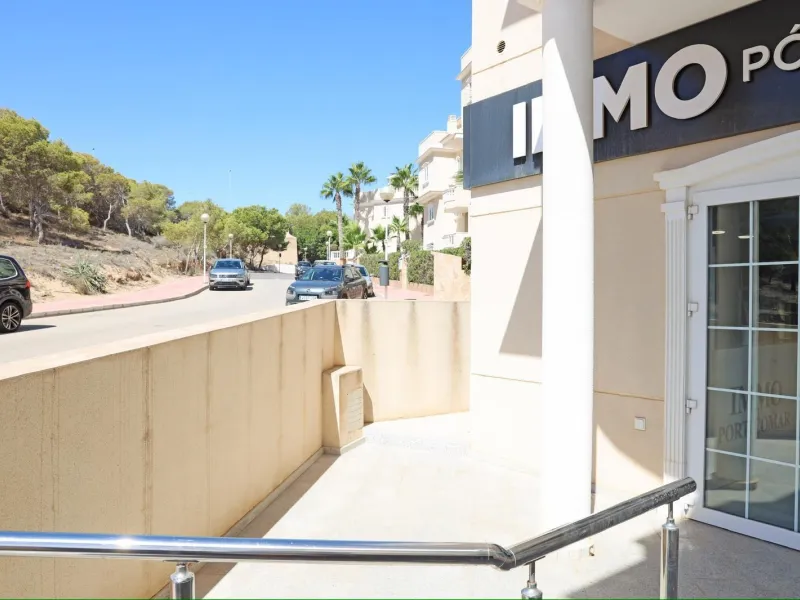 REF.7727 — Modern Office with New Renovation in Guardamar del Segura