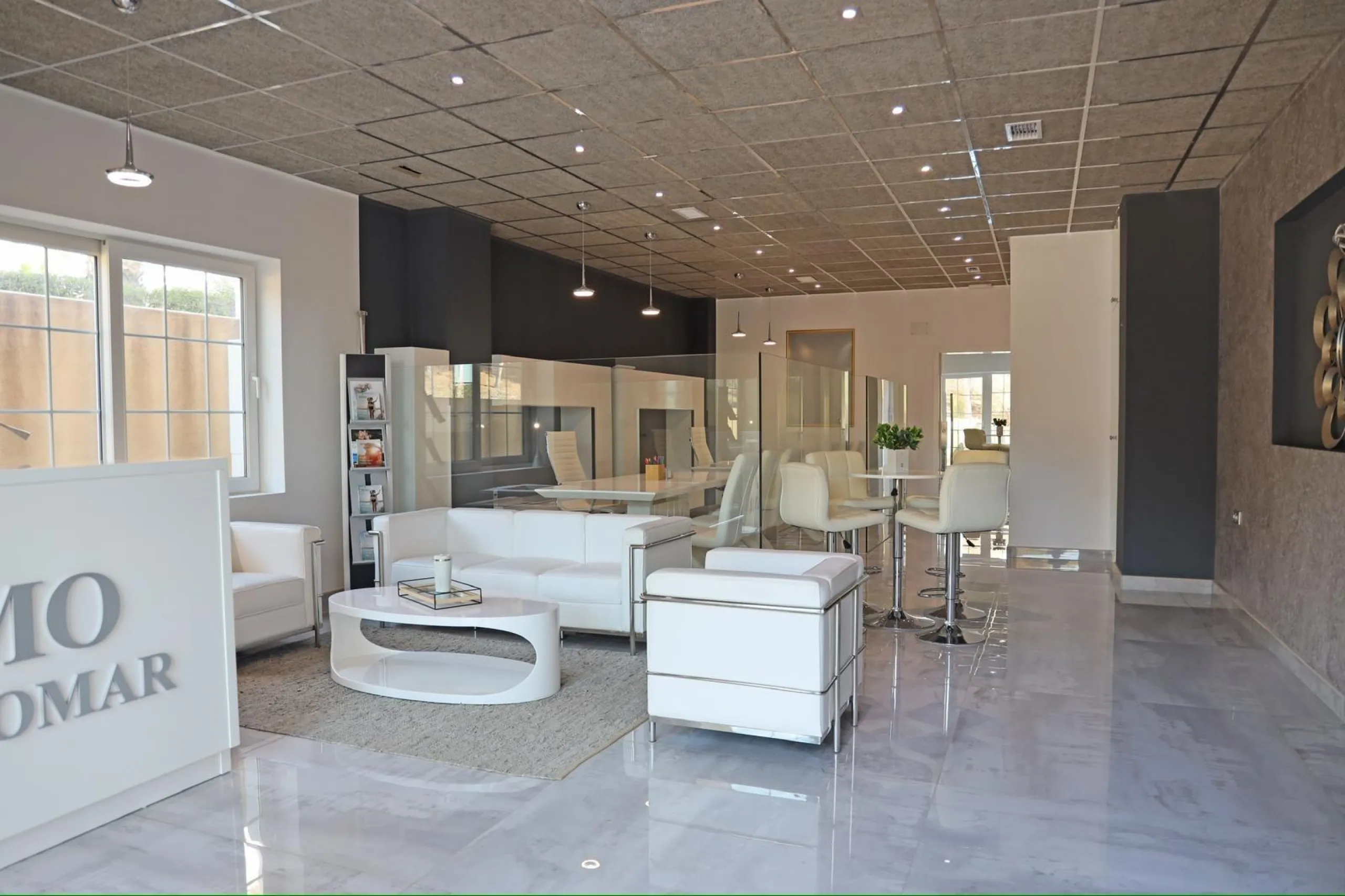 REF.7727 — Modern Office with New Renovation in Guardamar del Segura