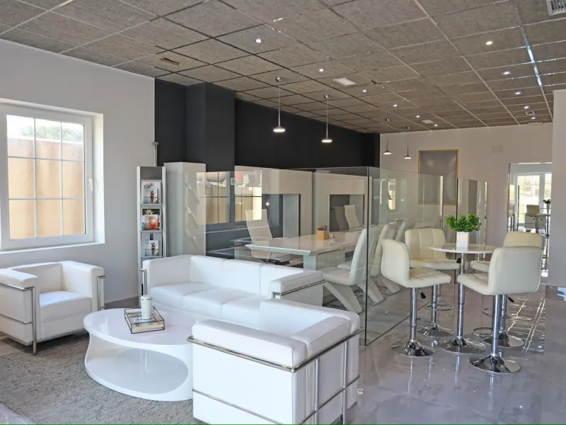 REF.7727 — Modern Office with New Renovation in Guardamar del Segura