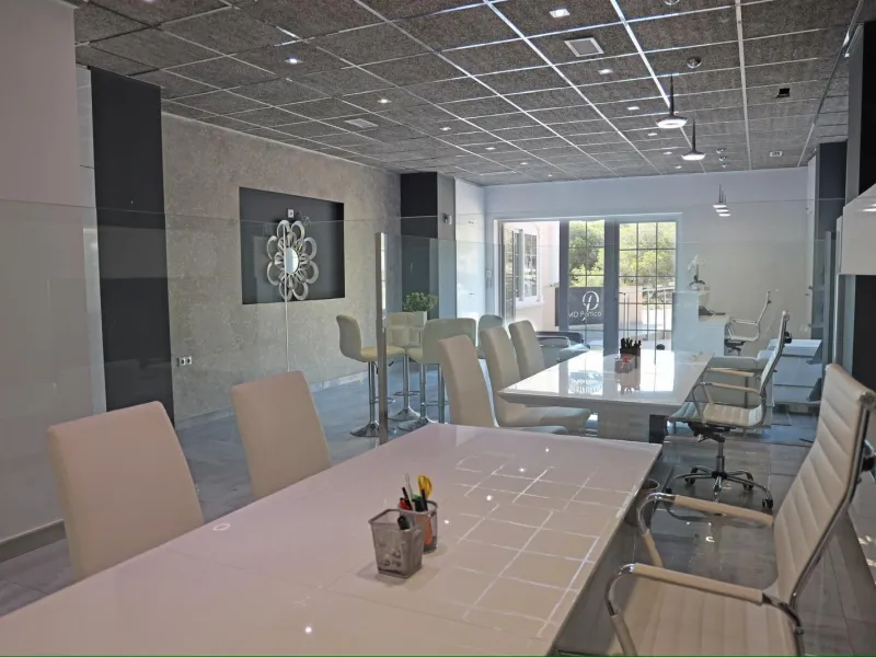 REF.7727 — Modern Office with New Renovation in Guardamar del Segura