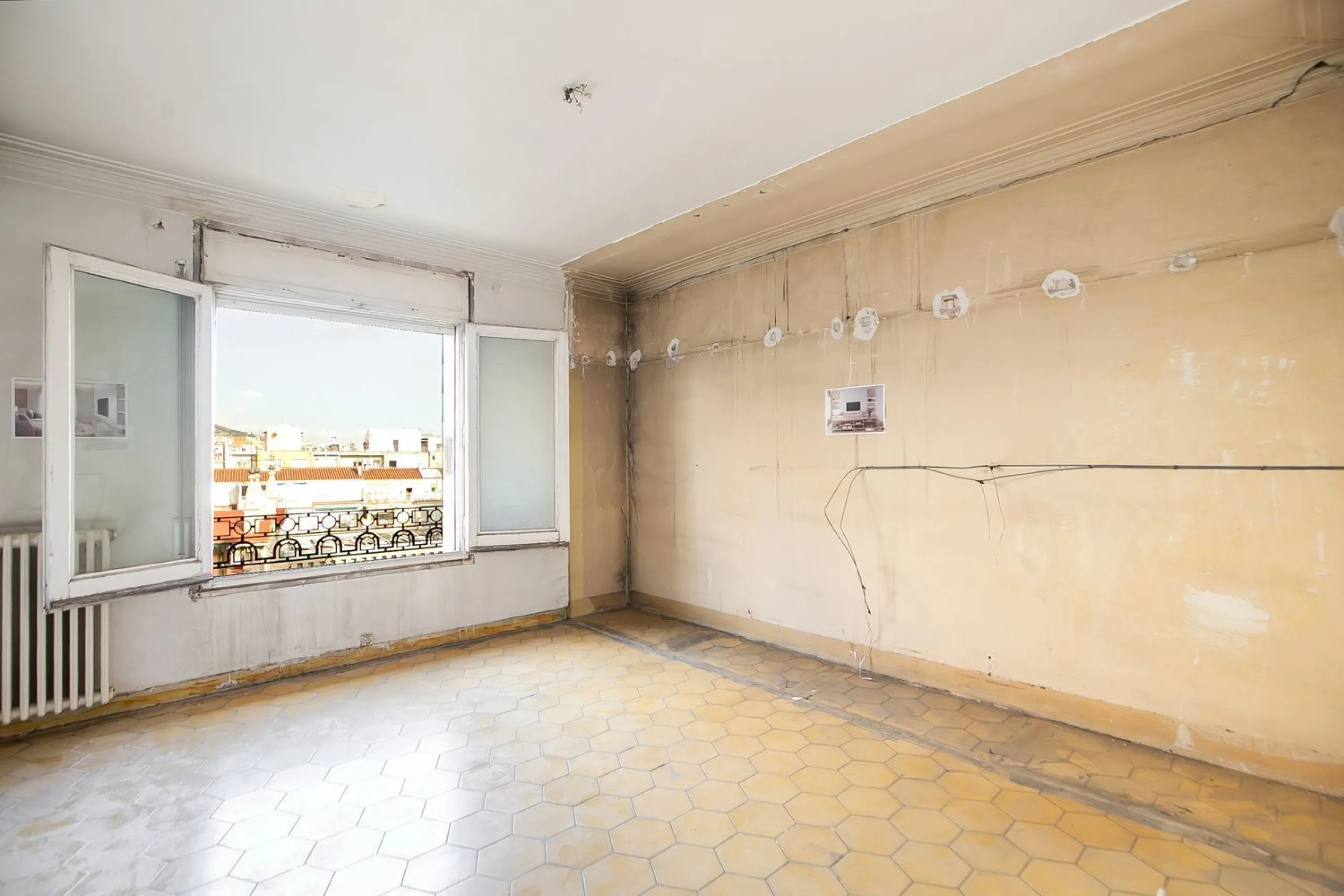 Elegante propiedad en finca clásica para reforma integral en Sant Gervasi – Galvany, Barcelona