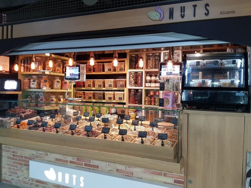 POSITION IN CENTRAL MARKET OF DRIED FRUITS