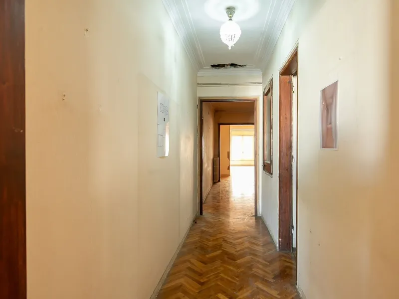 Elegante propiedad en finca clásica para reforma integral en Sant Gervasi – Galvany, Barcelona