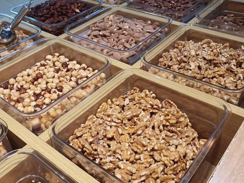 POSITION IN CENTRAL MARKET OF DRIED FRUITS