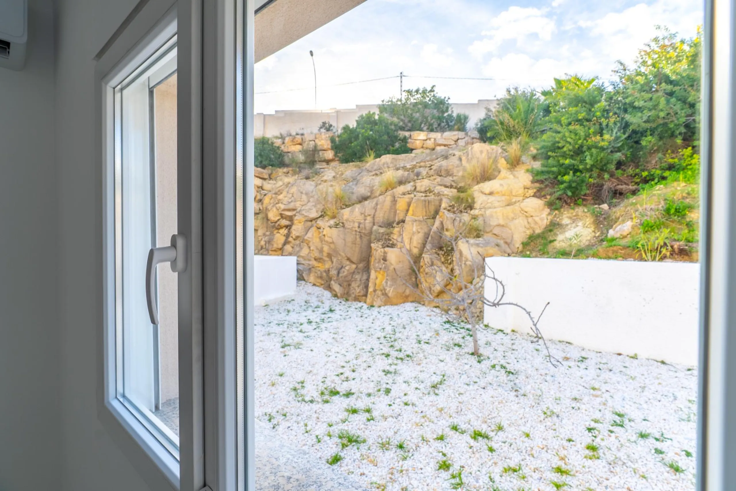 A beautiful chalet with sea and mountain views in El Campello