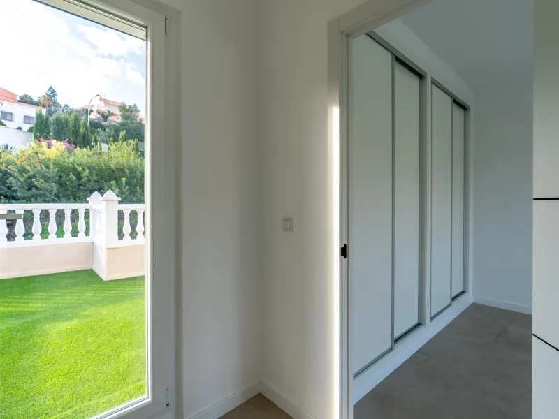 A beautiful chalet with sea and mountain views in El Campello