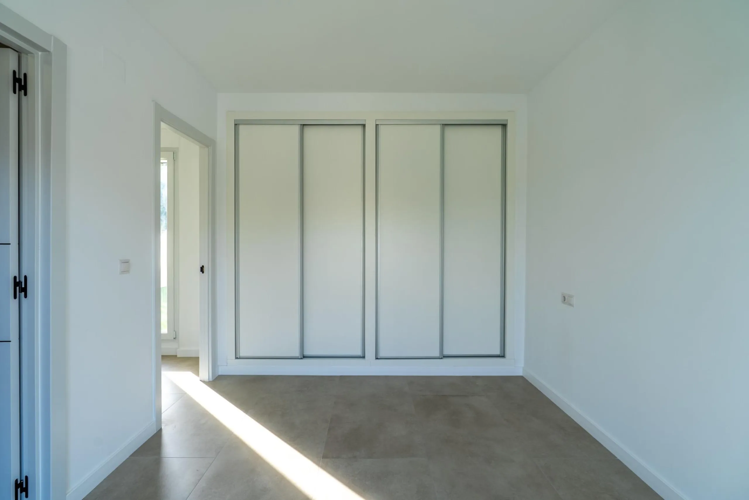 A beautiful chalet with sea and mountain views in El Campello