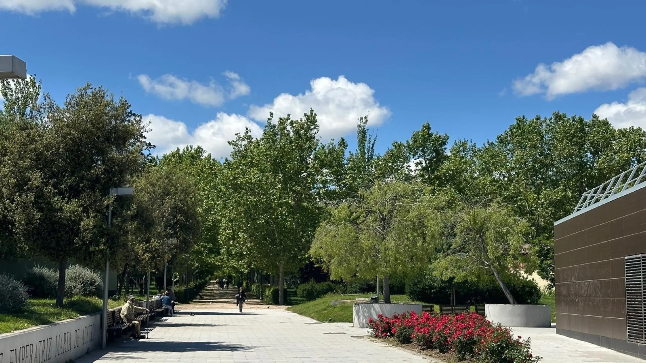 Квартира на продажу для инвесторов в районе Usera, Madrid