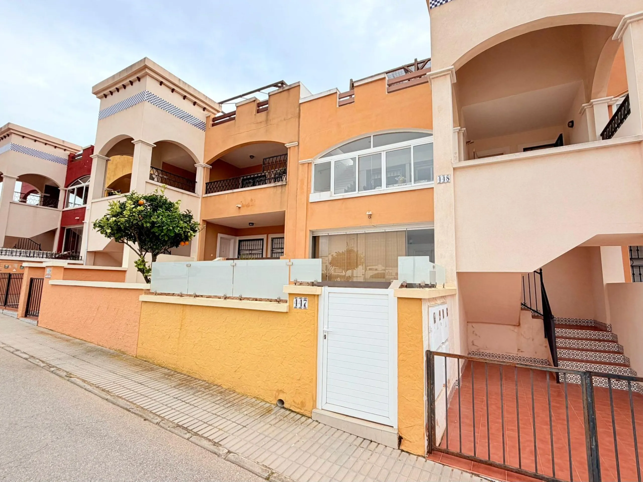 Encantador Bungalow Alto Reformado en La Florida, Orihuela Costa