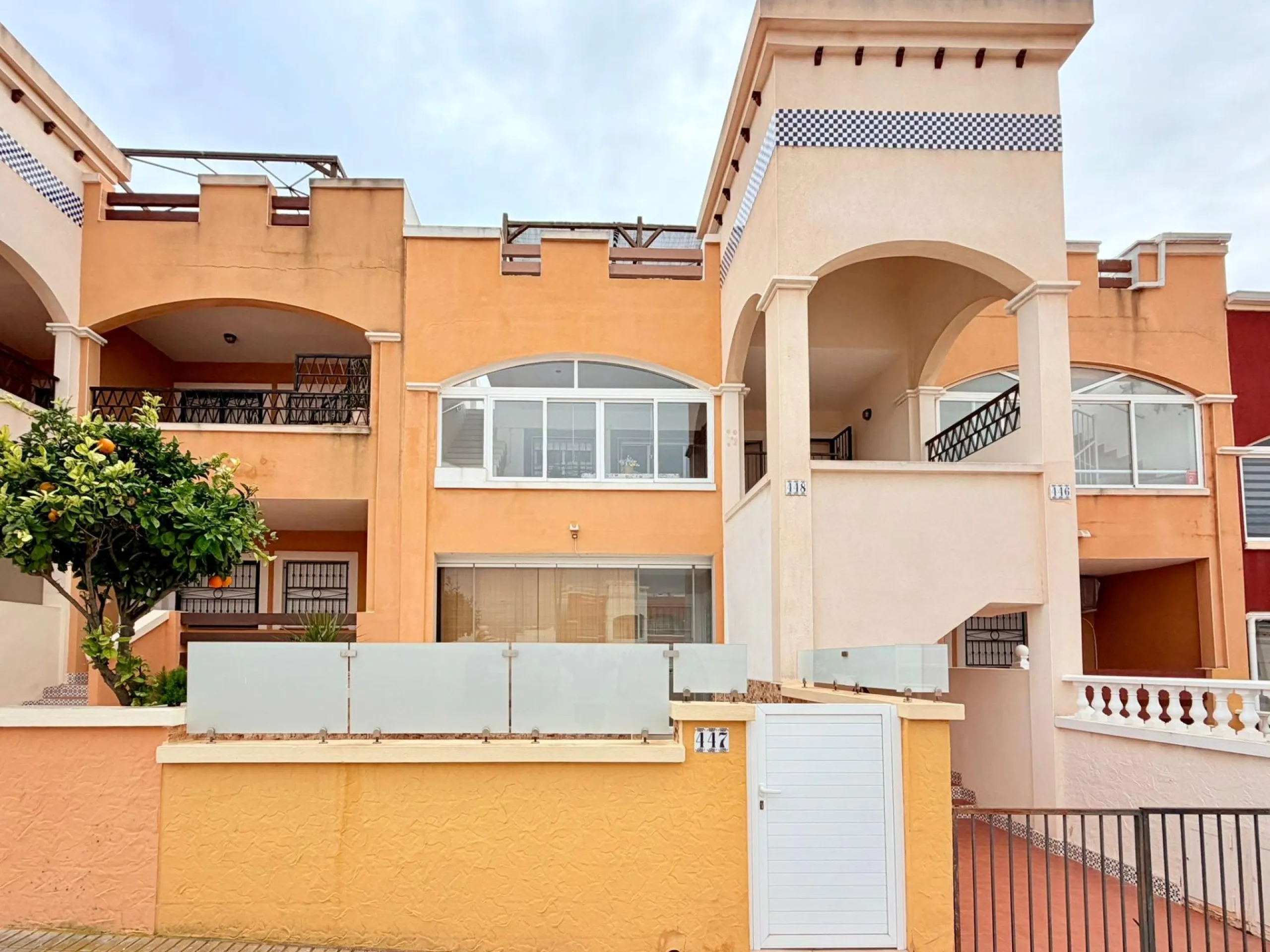 Encantador Bungalow Alto Reformado en La Florida, Orihuela Costa