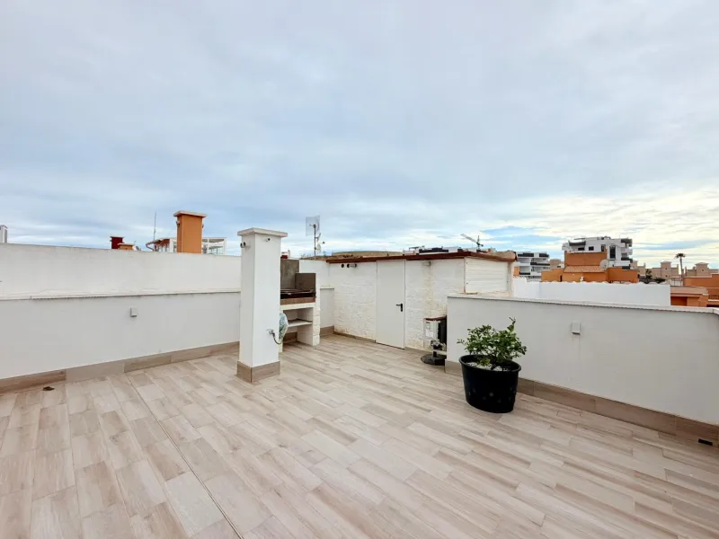 Encantador Bungalow Alto Reformado en La Florida, Orihuela Costa
