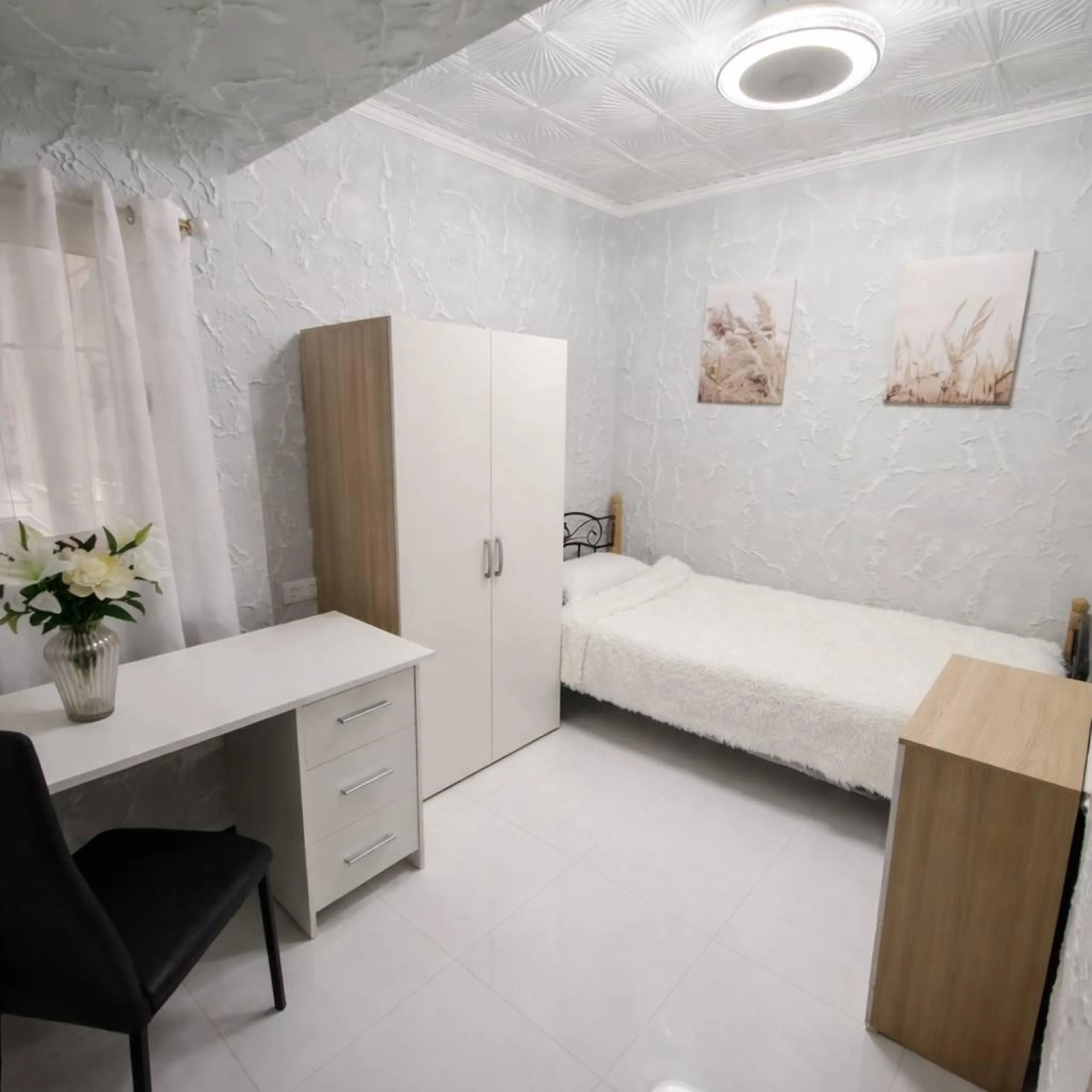 🏠 Exclusive 5-room apartment for sale in the center of Valencia, Campanar area