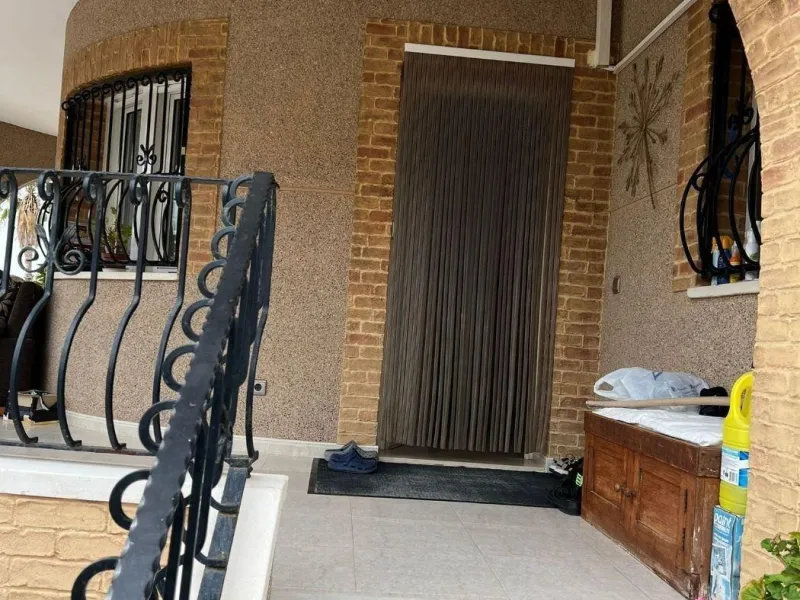 Independent villa in Benijófar (Urb. Monte Azul)
