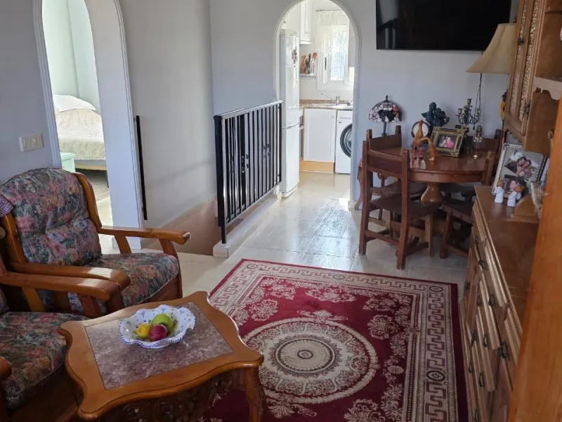 Cozy townhouse in one of the most sought-after areas of Torrevieja — Aguas Nuevas