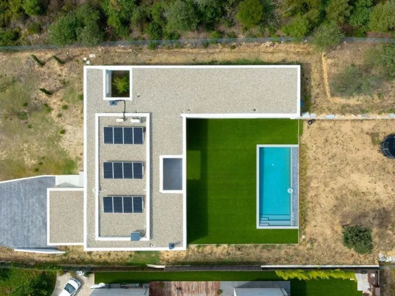 Contemporary Villa with Golf Course and Mountain Views in La Roca del Valles, Barcelona