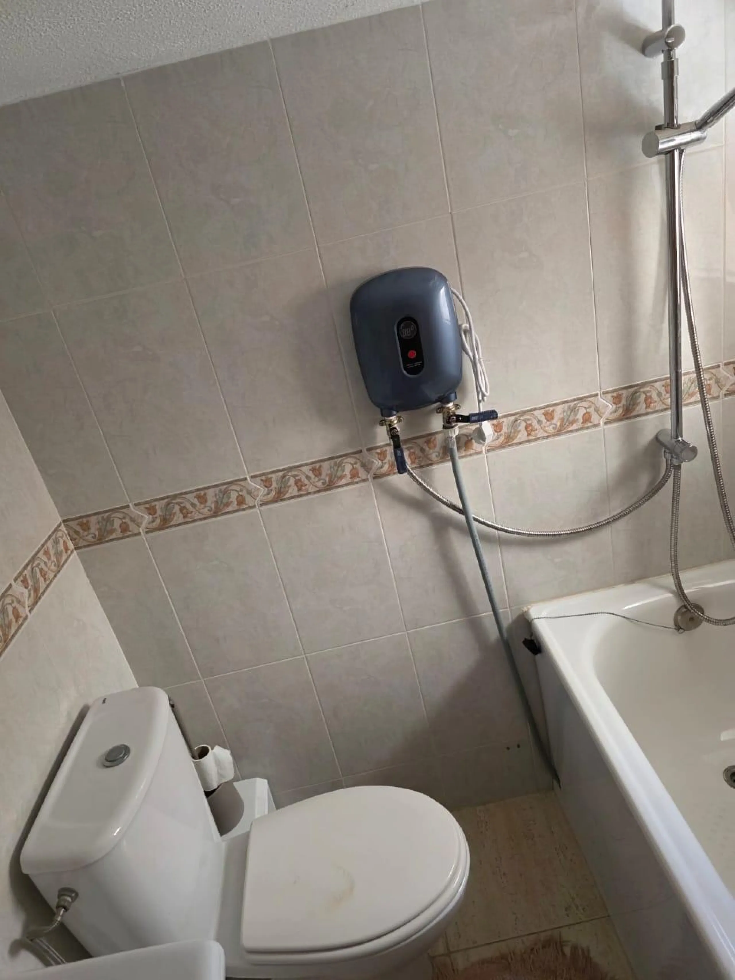 Cozy townhouse in one of the most sought-after areas of Torrevieja — Aguas Nuevas