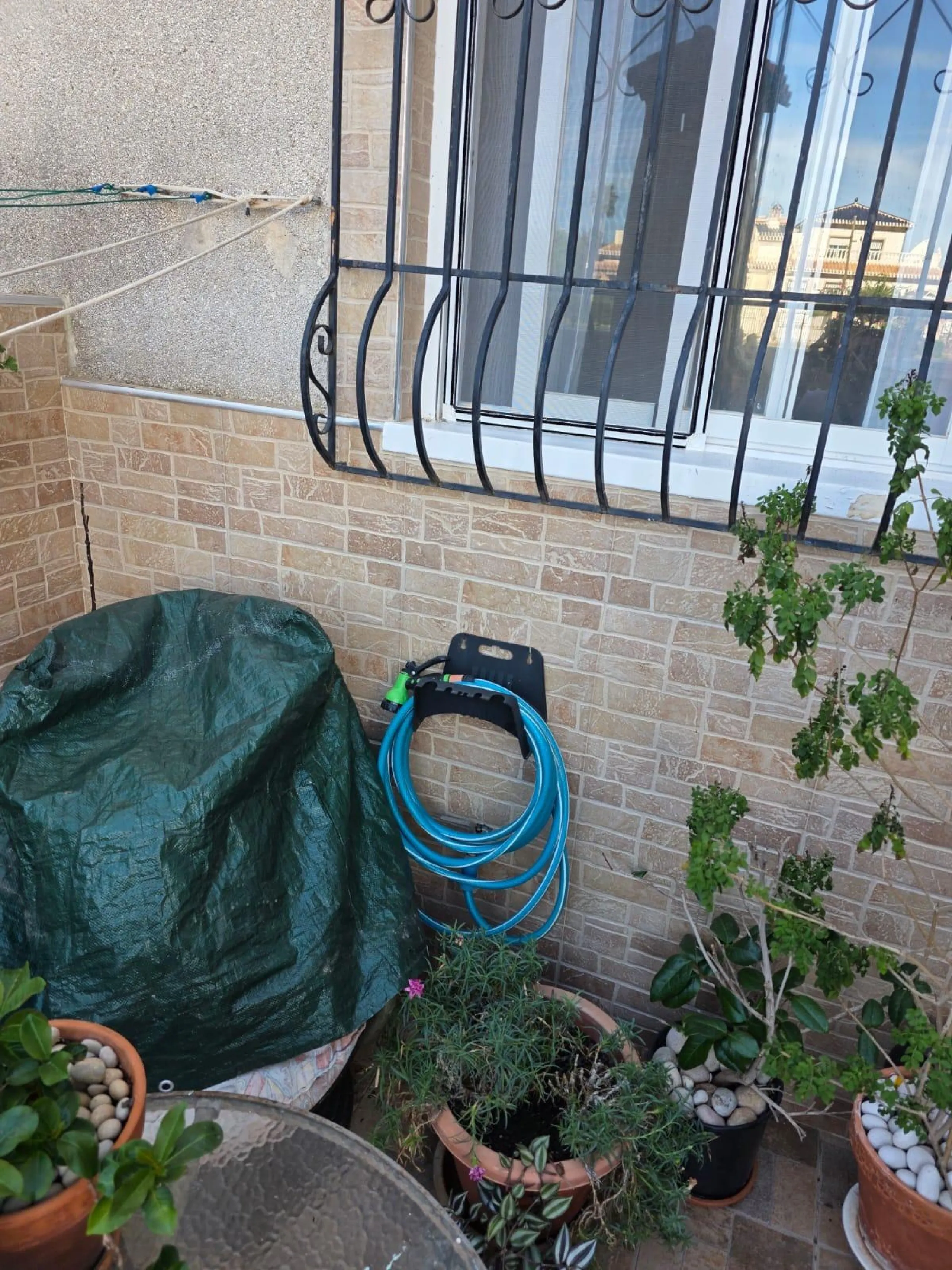 Cozy townhouse in one of the most sought-after areas of Torrevieja — Aguas Nuevas