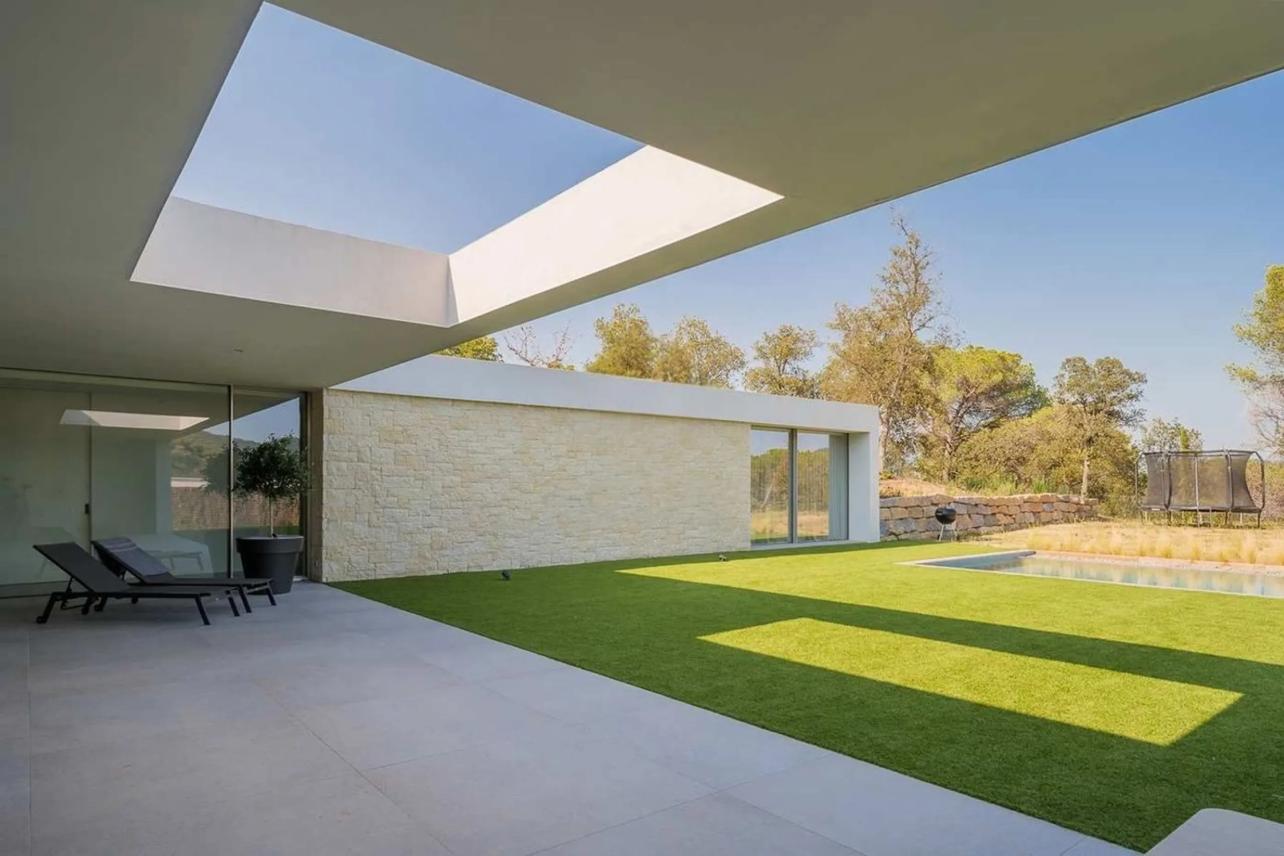 Contemporary Villa with Golf Course and Mountain Views in La Roca del Valles, Barcelona
