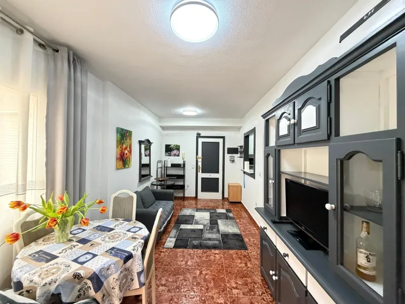 APARTAMENTO DE 1 DORMITORIO Y 1 BAÑO. A 600 METROS DE PLAYA DEL CURA CON SUPERFICIE DE 48 M2.