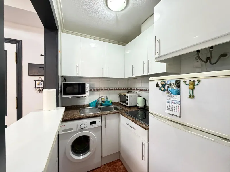APARTAMENTO DE 1 DORMITORIO Y 1 BAÑO. A 600 METROS DE PLAYA DEL CURA CON SUPERFICIE DE 48 M2.