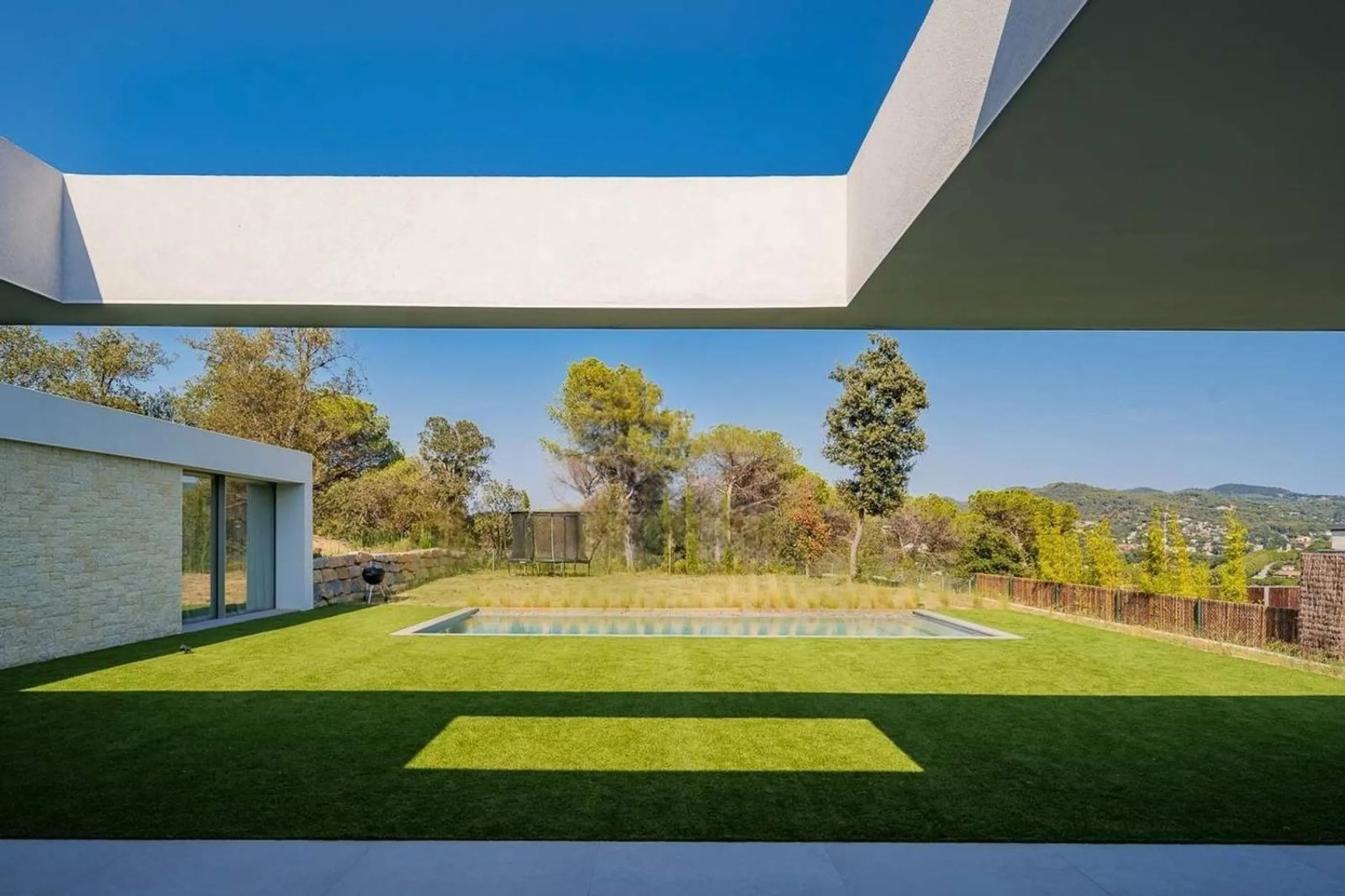 Contemporary Villa with Golf Course and Mountain Views in La Roca del Valles, Barcelona