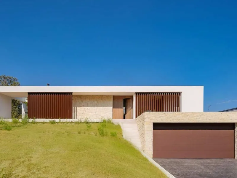 Contemporary Villa with Golf Course and Mountain Views in La Roca del Valles, Barcelona